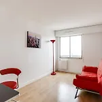 Bright Two Rooms With View On Paris