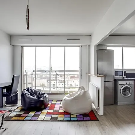 Bright Two With View On Apartment *