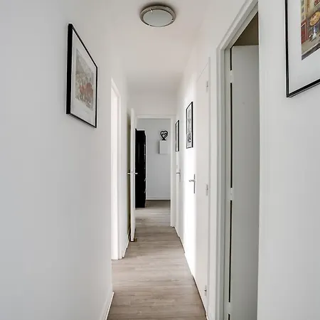 Bright Two With View On Apartment *